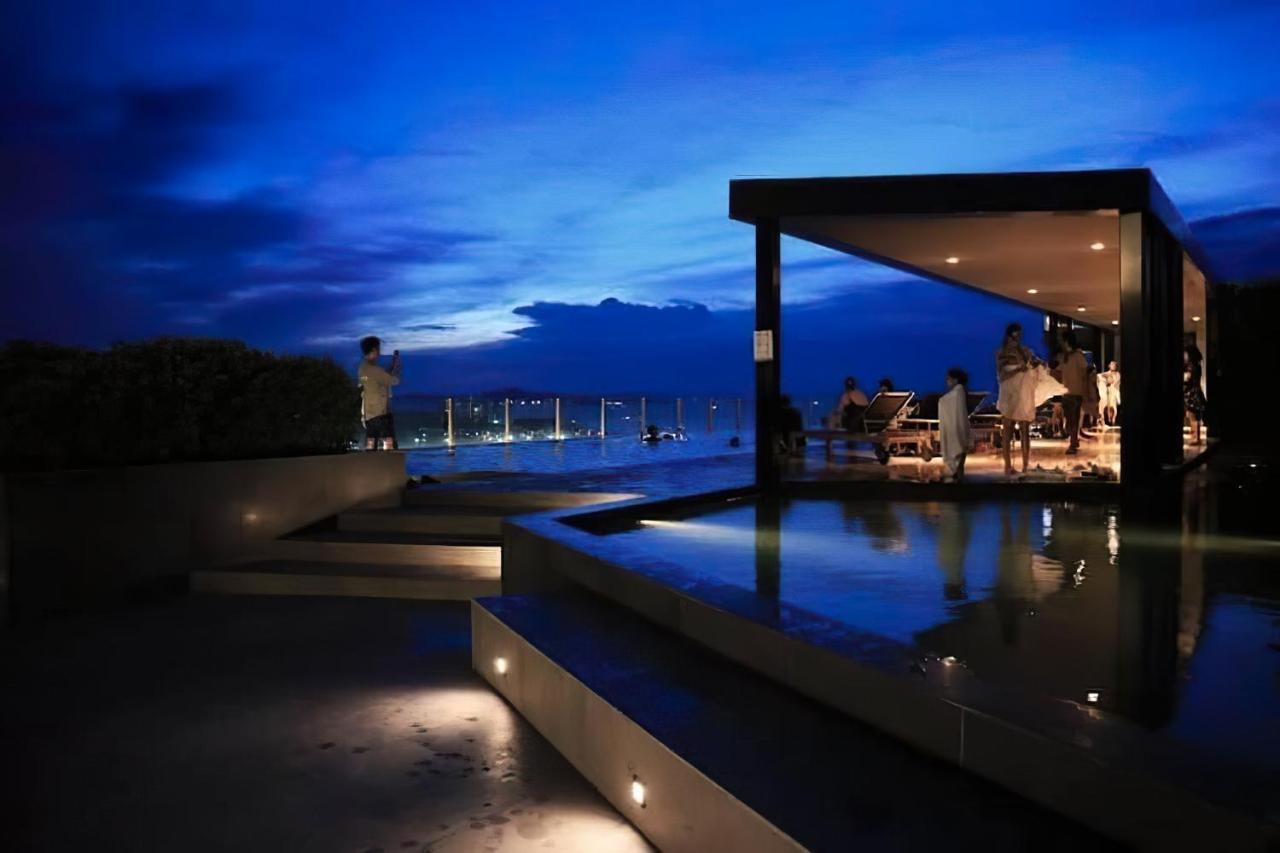 The Base Central Pattaya - A Luxury Condo By Peter Exterior photo