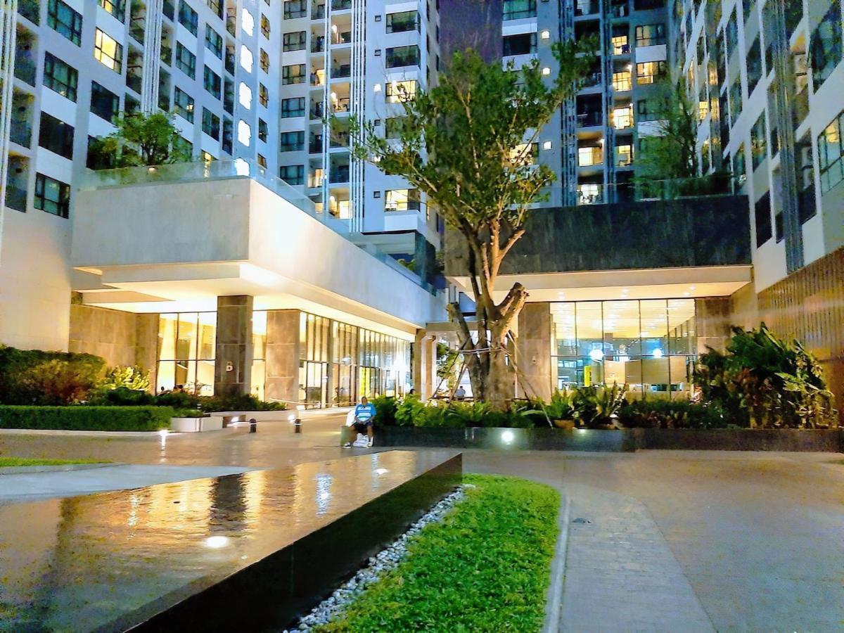 The Base Central Pattaya - A Luxury Condo By Peter Exterior photo